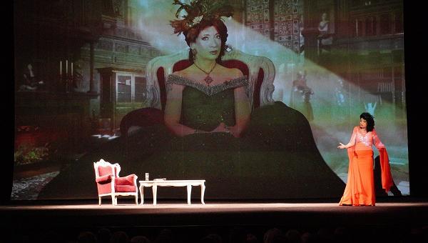 Диана Дафова ще изиграе 7 роли с 3D изображение на личен аватар в музикално-театрален спектакъл в Стара Загора   