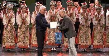 Общински фолклорен ансамбъл „Загоре“ с впечатляващо представяне в Бургас