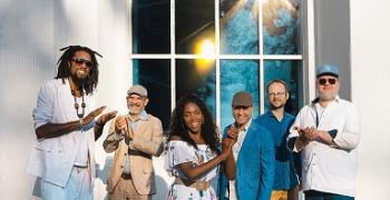 „Цветовете на джаза“ канят на пътешествие от Берлин до Хавана с Cuban Heartbeat Orchestra