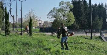 Старозагорци се обединяват в инициатива за поддръжка на тревните площи