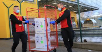 Пристигнаха 17 550 дози от ваксината на Pfizer и BioNTech