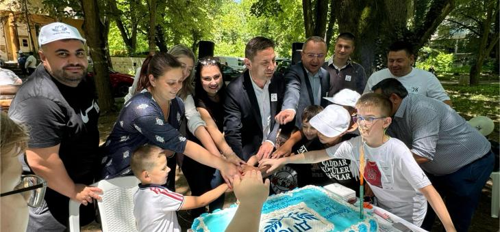 Кандидати за народни представители от ДПС и Женското дружество в Стара Загора организираха пъстър празник за Деня на детето