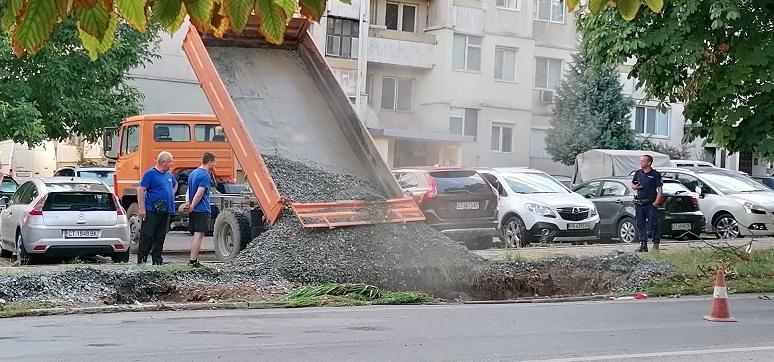 Щети след силна буря в Стара Загора