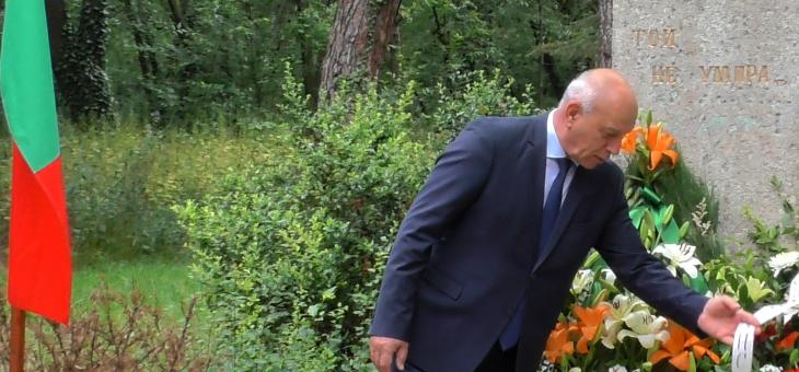 Емил Христов, зам.-председател на НС:  Време е да си подадем ръка, за да изпълним това, за което Христо Ботев се е борил 