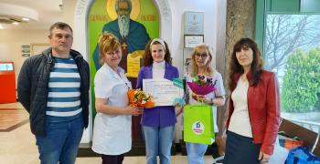 Болница „Тракия“ честити 15-я рожден ден на първото си бебе с подарък изненада