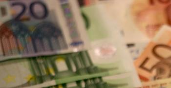 Откраднаха 100 евро и повредиха медицинска апаратура във ветеринарна клиника в Казанлък