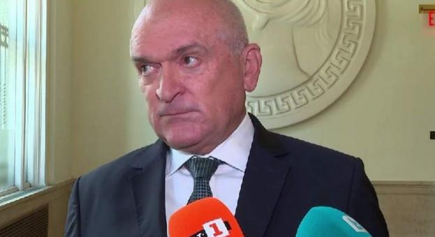 Главчев за проблема с безводието: Няма нужда от планове за 20 години напред, тези неща стават неочаквано