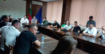 Кметът Живко Тодоров: Ангажирам се да помогнем отново на ДЮШ „Берое“