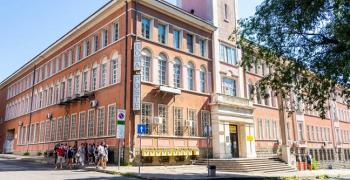 Туристически информационен център Стара Загора кани на безплатна градска обиколка на тема „Старите сгради разказват"