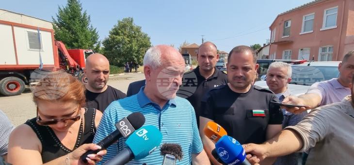 До края на деня във Воден и Крайново ще пристигнат част от контейнерите за временно настаняване