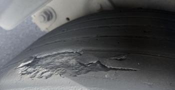 Спряха от движение влекач с полуремарке заради техническа неизправност 