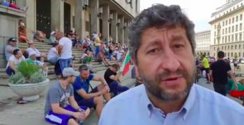 Христо Иванов: Пътят минава през площада