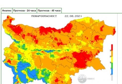 Екстремален индекс за пожароопасност е в сила за територии от 21 области в страната