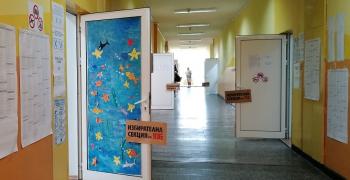28 октомври е обявен за неучебен ден за училищата в страната с изборни секции