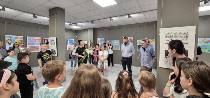 Малките художници от Стара Загора представят своите творби по случай празника на детето – 1 юни