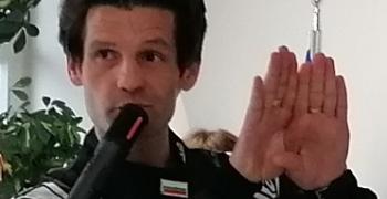 Пилотът Николай Калайджиев към студентите на Тракийски университет: От вас самите зависи да направите невъзможното възможно