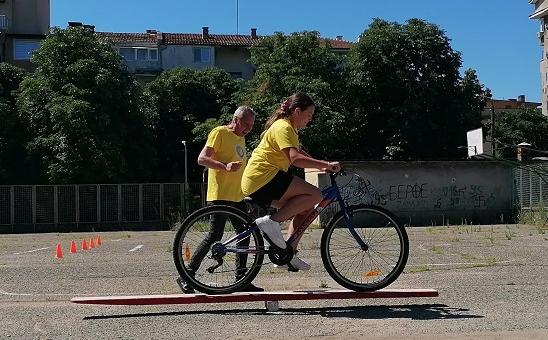 В Стара Загора ученици показаха знания и умения в инициативата „Карам безопасно“