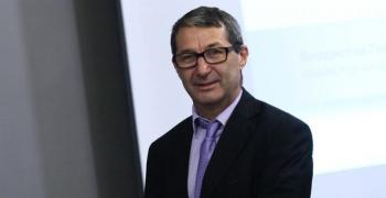 Почина Владимир Каролев