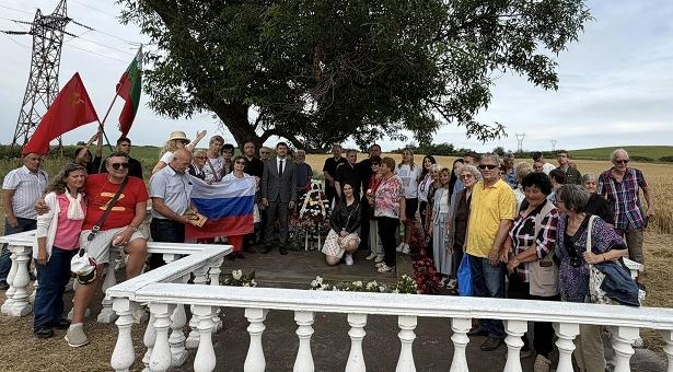 Почетоха паметта на 16 руски казаци край село Любеново