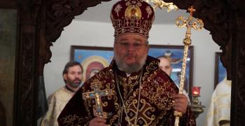 На Стефановден: Митрополит Киприан служи в храм-паметник “Рождество Христово”