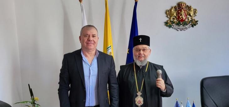 Митрополит Киприан се срещна с кмета на община Гурково Мариан Цонев