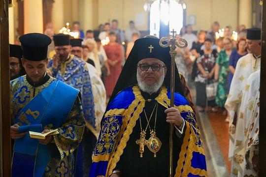 На Успение Богородично митрополит Киприан служи в Казанлък