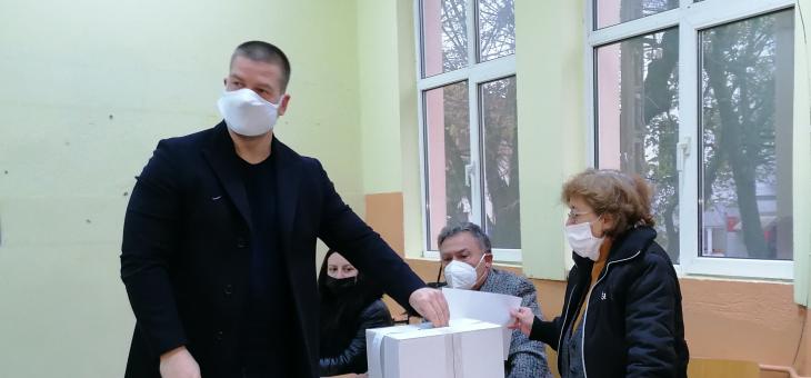 Кметът на Стара Загора Живко Тодоров: Надявам се повече от хората да гласуват с мисъл за държавата