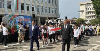 24 май: Празнично шествие и в Раднево