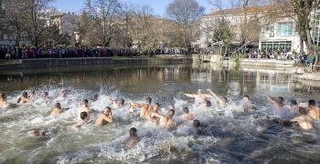 На Богоявление митрополит Киприан хвърля кръста в „малкото“ езеро