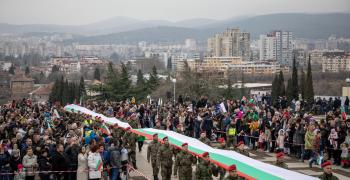 Рекорден брой хора се включиха в честването на Трети март в Стара Загора