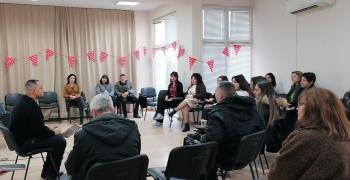 В област Стара Загора приемната грижа се развива добре, но в страната има недостиг на приемни родители