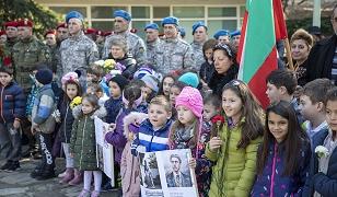 Стотици старозагорци почетоха с венци и цветя паметта на Васил Левски