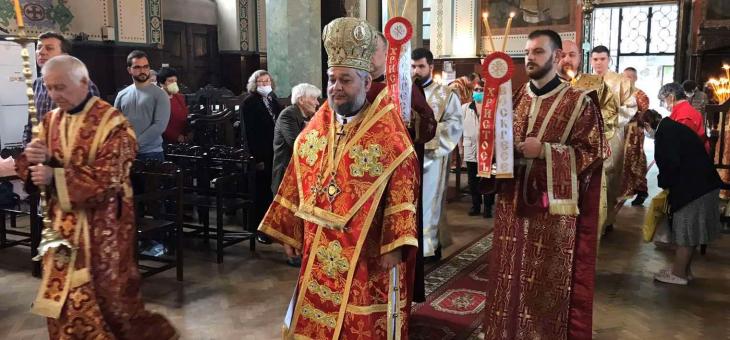 Старозагорският митрополит Киприан отслужи Божествена света литургия в Стара Загора