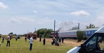 Локомотив на бърз влак се запали между Стара Загора и Калояновец
