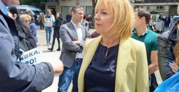 Манолова: Опитът да се сплаши Бойко Рашков е опит да сплашат всички министри