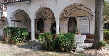 Мъглижкият манастир очаква гости