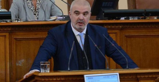 Депутатът Маноил Манев настоява за по-строги наказания 