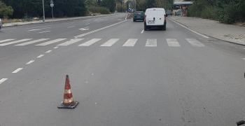 За полагане на маркировка се преустановява за кратко движението по две кръстовища в Стара Загора