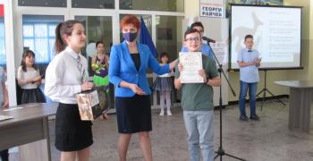 Наградиха 15 старозагорски ученици за високи резултати в Националното математическо състезание