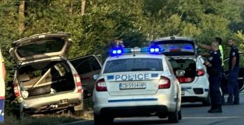 Задържаха шофьор и мигранти на пътя Казанлък - Стара Загора
