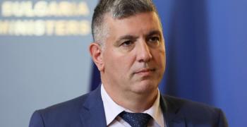 Министър Андрей Цеков: Установихме хиляди адреси с повече от 6 избиратели