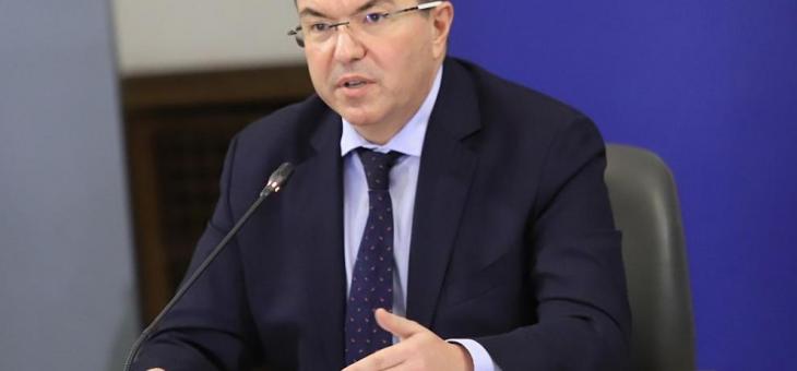 Предлагат нови мерки в борбата с COVID-19