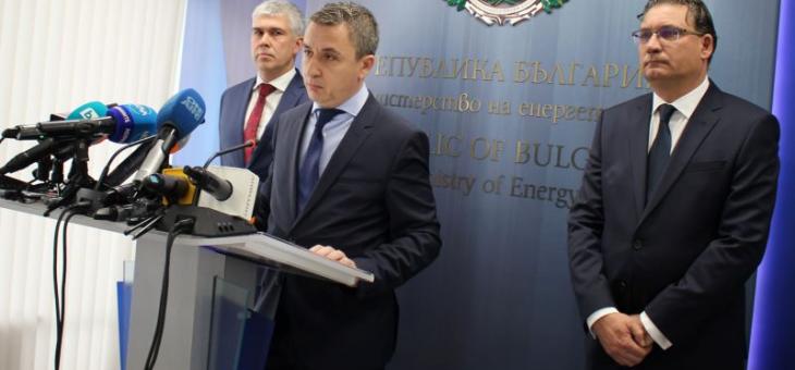 Министър Николов: България няма да води преговори за доставка на природен газ под натиск