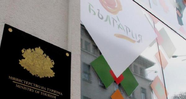 Министър Ангелкова: Зимният сезон не протича според очакванията