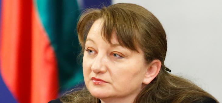 Родителите в неплатен отпуск ще получат 375 лв еднократна помощ