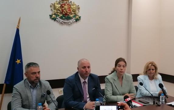 Министър Ива Петрова в Стара Загора: Започваме работен процес, който трябва да гарантира устойчивото бъдеще на комплекса „Марица-изток“