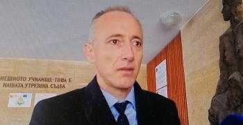 Красимир Вълчев: Важно е учениците да прекарват по-малко време пред екраните и телефоните
