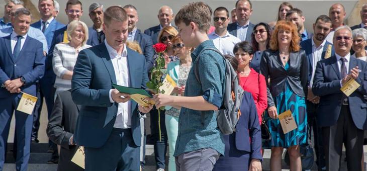 Старозагорски ученик получи престижна стипендия на американска фондация   