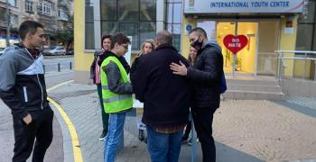 Кампания „Карай внимателно! Оглеждай се, не се разглеждай“ организираха младежи в Стара Загора