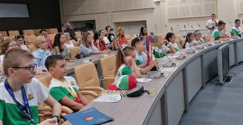 В Стара Загора наградиха ученици, печелили призови места в математически състезания и техните учители